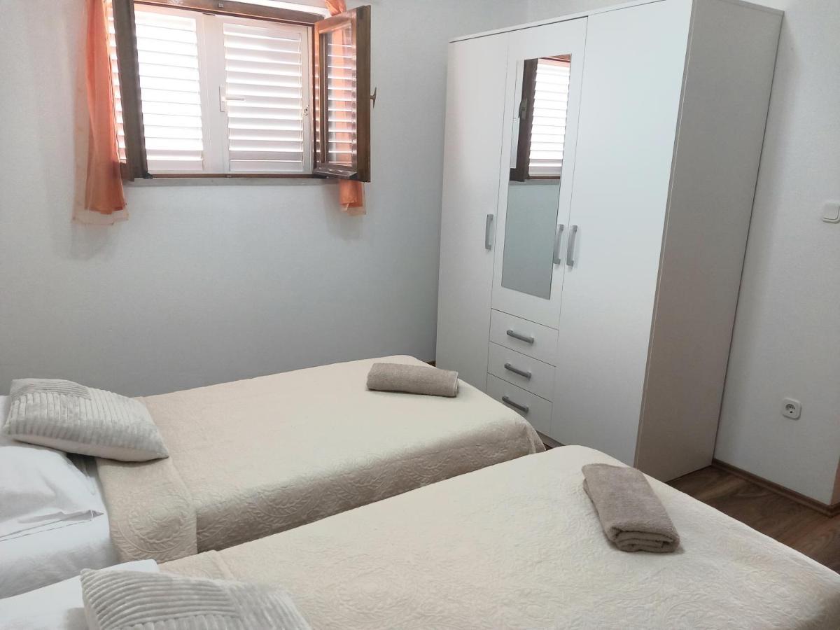 Studio Apartment Novak ชีลิปิ ภายนอก รูปภาพ